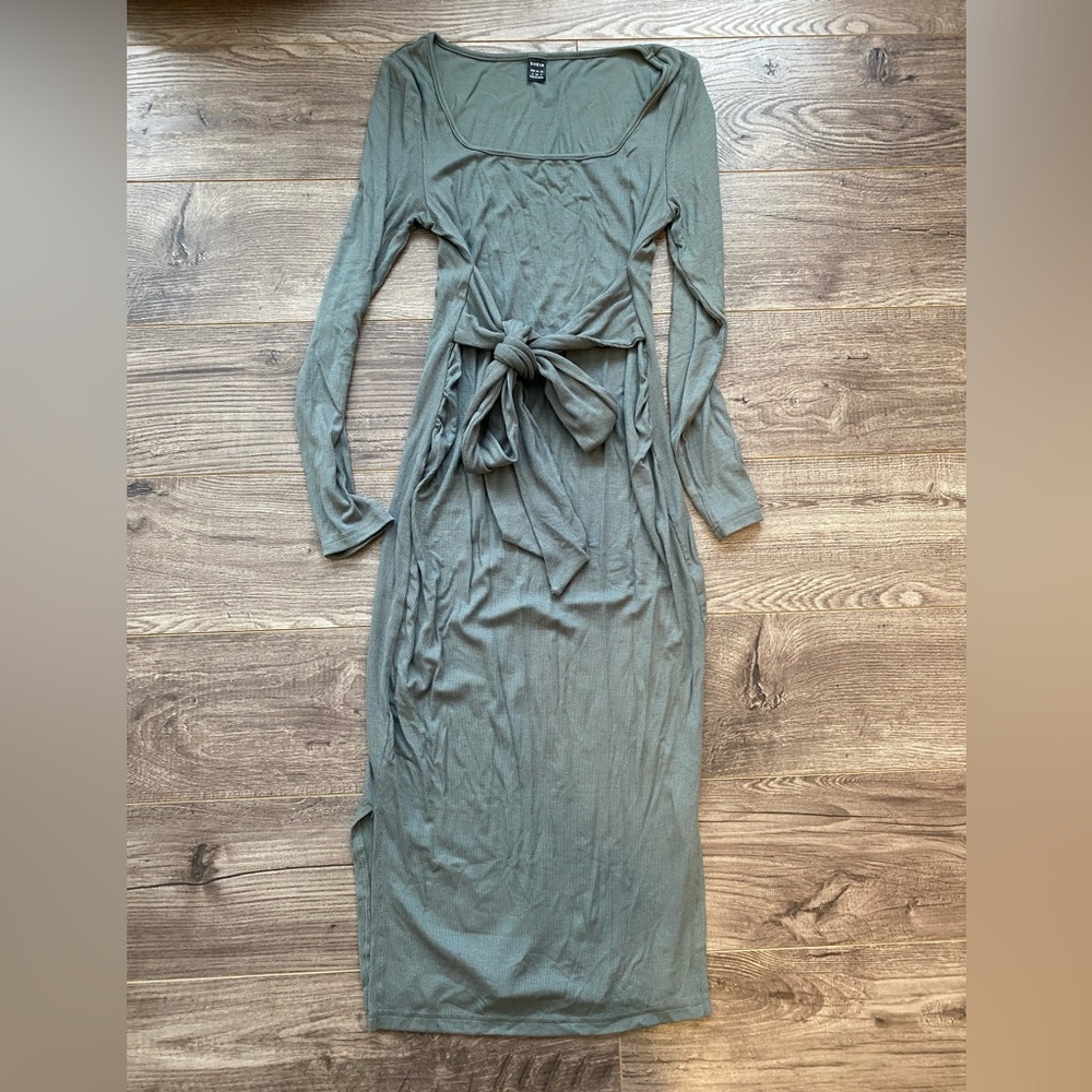 Maternity green mid length maternity dress long sleeve, super comfy size small - Picture 3 of 6